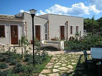 Lisola Residence Levanzo 0*,